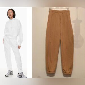 NWOT Aritzia TNA CozyAF Fleece Boyfriend Sweatpant Saville Limited Colour